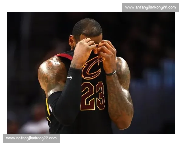 39 岁仍征战 NBA!姚明前队友年薪 360 万成更衣室传奇 39 岁仍征战 NBA!姚明前队友年薪 360 万成更衣室传奇