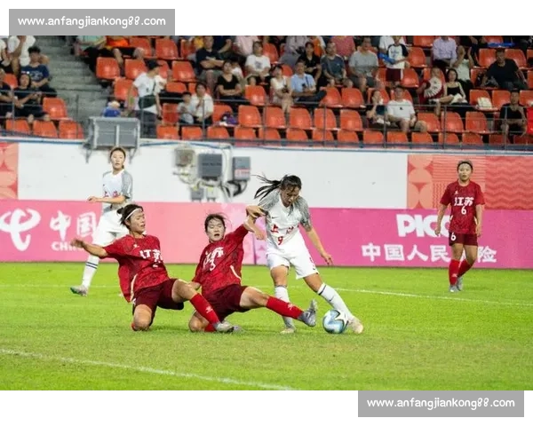 广东 U18 女足首胜后再战强敌!十五运会八强赛今晚打响 广东 U18 女足首胜后再战强敌!十五运会八强赛今晚打响